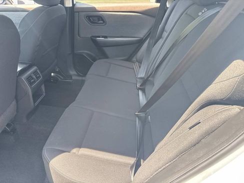 Used 2023 Nissan Rogue S AWD/4WD image 17