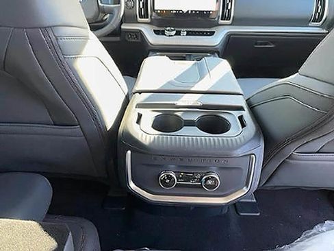 New 2025 Ford Expedition Active RWD image 12