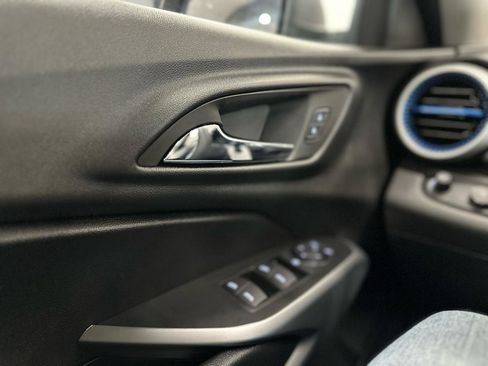 Used 2026 Chevrolet Trax LS image 27