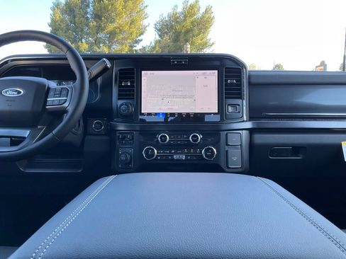 New 2026 Ford F250 Lariat w/ Black Appearance Package AWD/4WD image 33