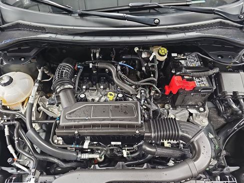 Used 2025 Ford Escape ST-Line image 28