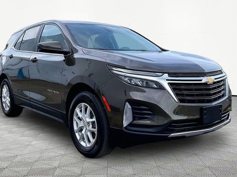 Used 2024 Chevrolet Equinox LT FWD image 1