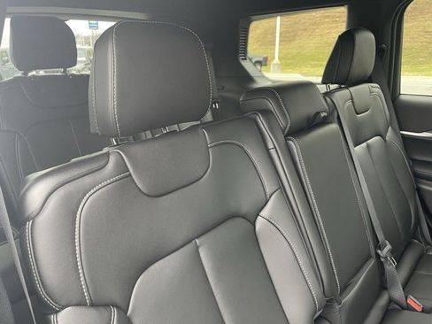 New 2025 Jeep Grand Cherokee L Limited image 54