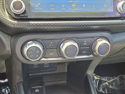 Used 2024 Nissan Kicks SV FWD image 28
