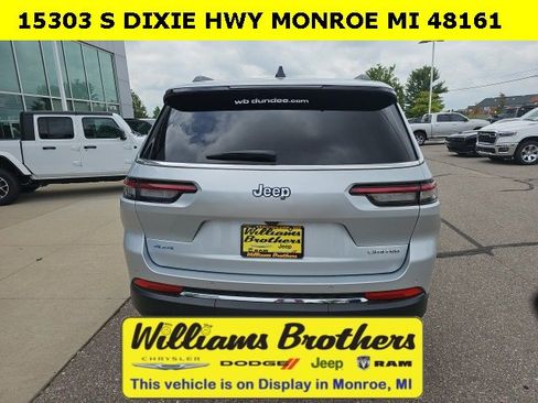 Used 2024 Jeep Grand Cherokee L Limited image 6