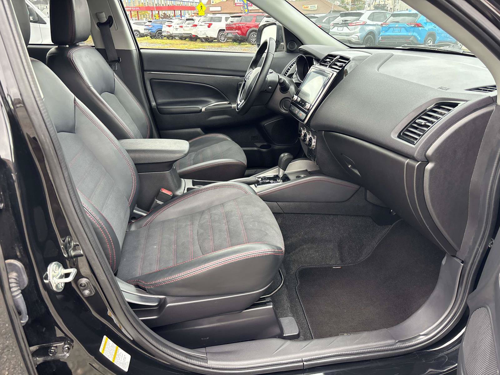 Used 2024 Mitsubishi Outlander Sport AWD image 16