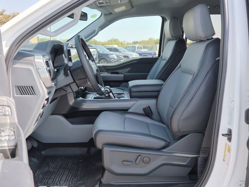 Certified 2025 Ford F150 Lariat w/ Equipment Group 501A Mid image 10