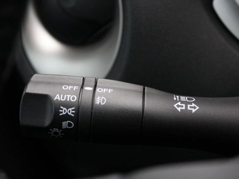 Used 2012 Nissan Juke SL image 15