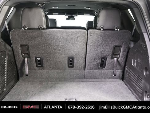 Used 2024 GMC Yukon SLT image 31