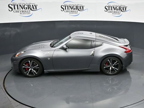 Used 2020 Nissan 370Z Touring Sport RWD image 21
