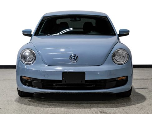 Used 2014 Volkswagen Beetle 2.5 FWD image 3