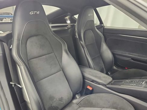 Used 2020 Porsche 718 Cayman GT4 RWD image 44