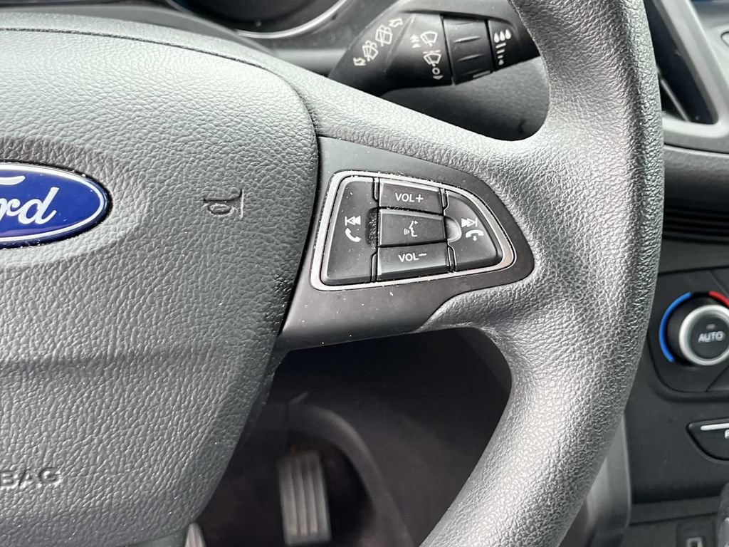 Used 2019 Ford Escape SE FWD image 30