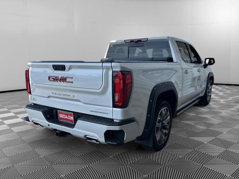 Used 2024 GMC Sierra 1500 Denali AWD/4WD image 4