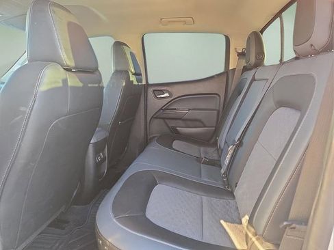 Used 2022 Chevrolet Colorado Z71 w/ Safety Package image 14