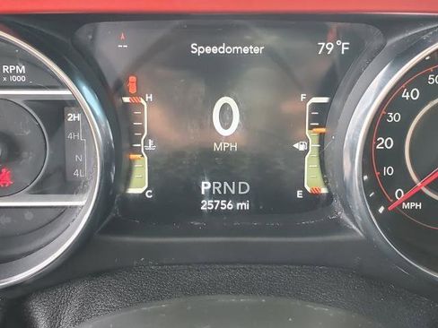 Used 2021 Jeep Wrangler Unlimited Rubicon w/ Cold Weather Group image 10