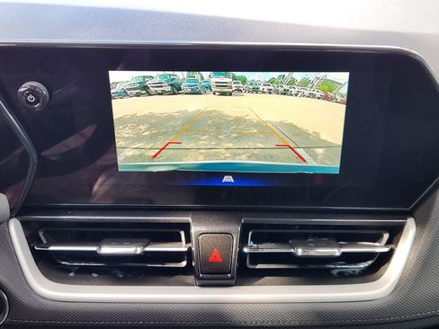 Used 2025 Chevrolet TrailBlazer LT FWD image 19