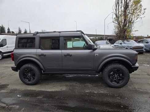 New 2025 Ford Bronco Big Bend w/ Black Diamond Package image 4