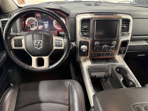 Used 2017 RAM 1500 Laramie AWD/4WD image 7