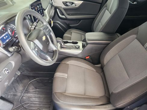 Certified 2024 Chevrolet Blazer LT w/ Convenience Package FWD image 13