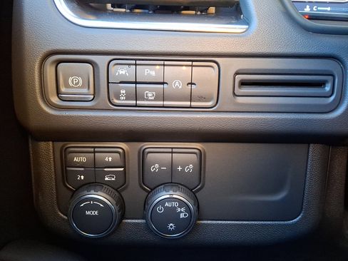 Used 2023 Chevrolet Tahoe RST w/ Sport Performance Package image 25