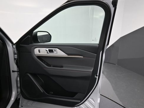 New 2026 Ford Explorer Active image 31