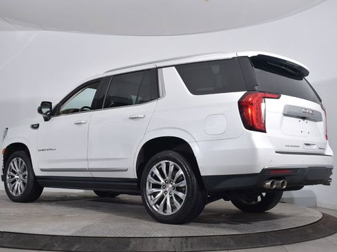 Used 2022 GMC Yukon Denali w/ Max Trailering Package image 3