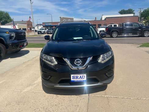 Used 2015 Nissan Rogue SV w/ SV Family Package AWD/4WD image 3