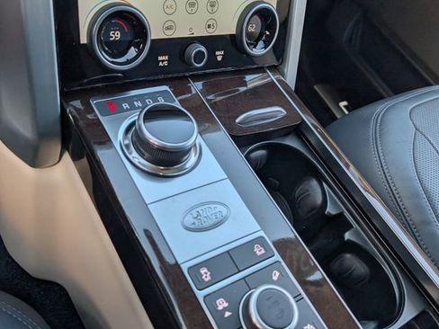 Used 2019 Land Rover Range Rover HSE AWD/4WD image 17