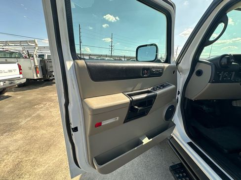 Used 2005 HUMMER H2 AWD/4WD image 28