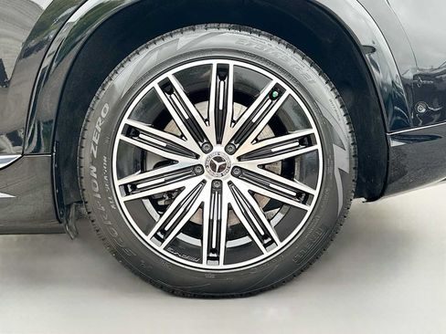 Used 2023 Mercedes-Benz EQS 580 4MATIC SUV image 32