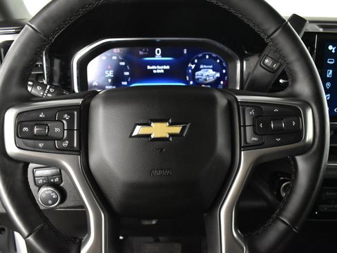 Used 2025 Chevrolet Silverado 1500 LT image 20
