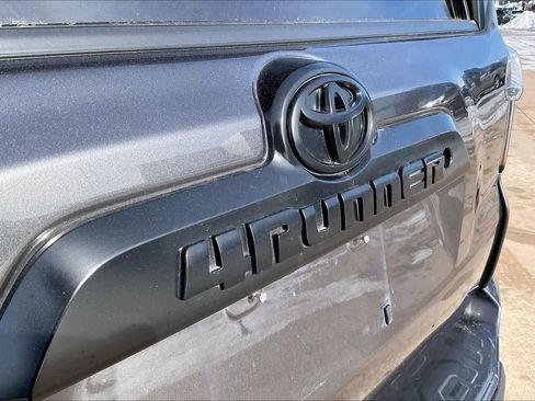 Used 2019 Toyota 4Runner TRD Off-Road Premium image 30