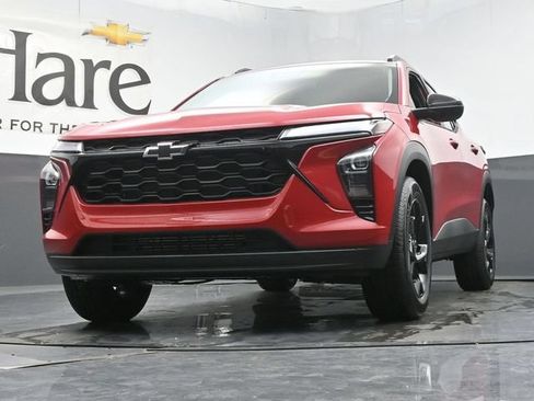 New 2026 Chevrolet Trax LT w/ Driver Confidence Package FWD image 34