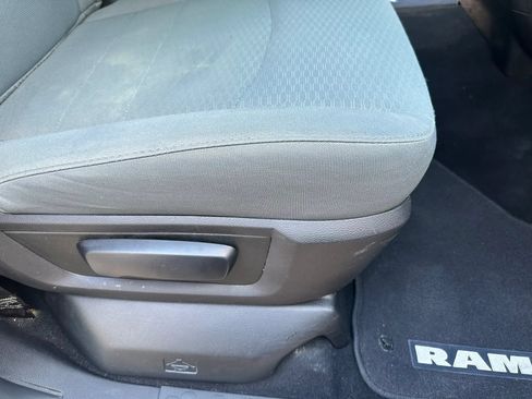 Used 2018 RAM 3500 Tradesman w/ Chrome Appearance Group AWD/4WD image 29