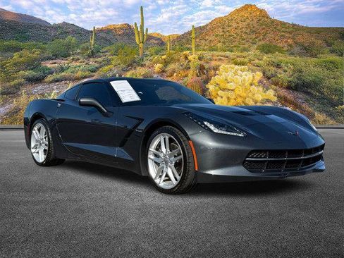 Used 2018 Chevrolet Corvette Stingray Coupe w/ 1LT image 2