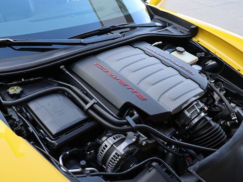 Used 2015 Chevrolet Corvette Stingray Coupe w/ 3LT Preferred Equipment Group image 49