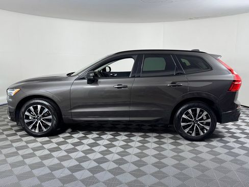 Certified 2025 Volvo XC60 B5 Core w/ Protection Package Premier AWD/4WD image 12