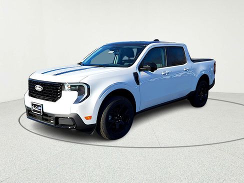 New 2025 Ford Maverick Lariat w/ Black Appearance Package image 2