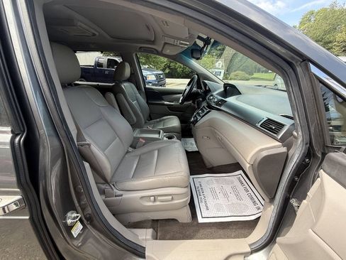 Used 2012 Honda Odyssey EX-L image 16