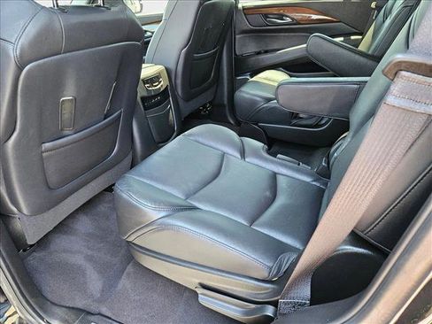 Used 2020 Cadillac Escalade Premium Luxury w/ LPO, Radiant Package image 19