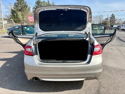 Used 2015 Subaru Legacy 2.5i Premium w/ Moonroof Package image 20