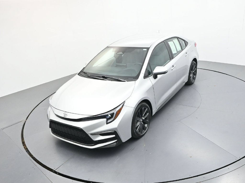 Used 2026 Toyota Corolla SE FWD image 19