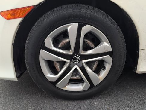 Used 2017 Honda Civic LX image 9