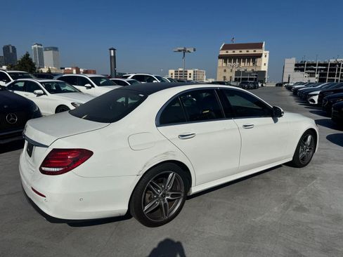 Used 2019 Mercedes-Benz E 300 image 3
