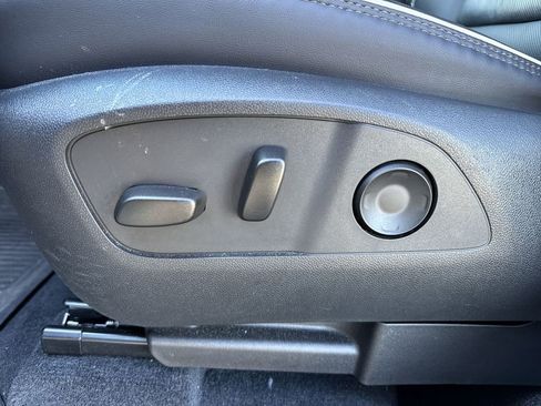 Used 2024 GMC Acadia Denali w/ Super Cruise Package image 16