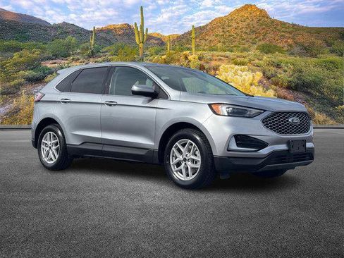 Used 2023 Ford Edge SEL AWD/4WD image 2