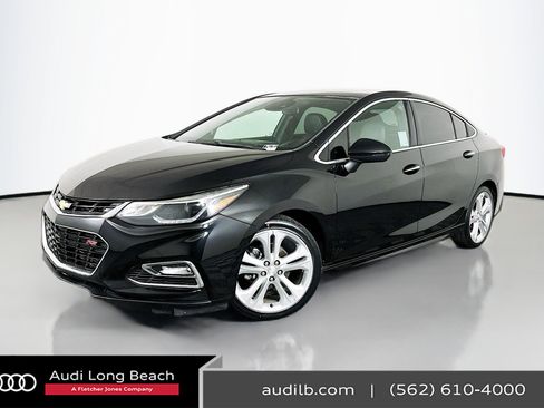 Used 2018 Chevrolet Cruze Premier image 1