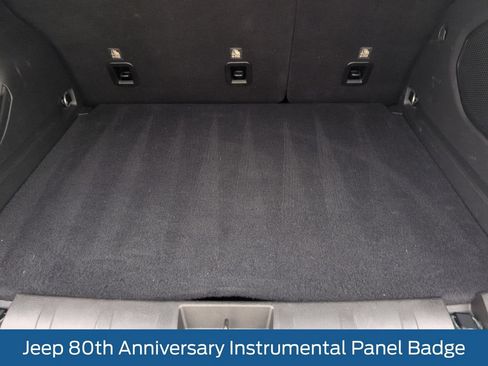Used 2021 Jeep Renegade Latitude w/ Sun & Sound Group FWD image 32