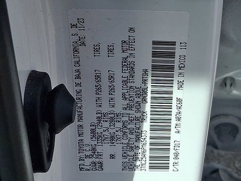 Used 2023 Toyota Tacoma TRD Sport image 29